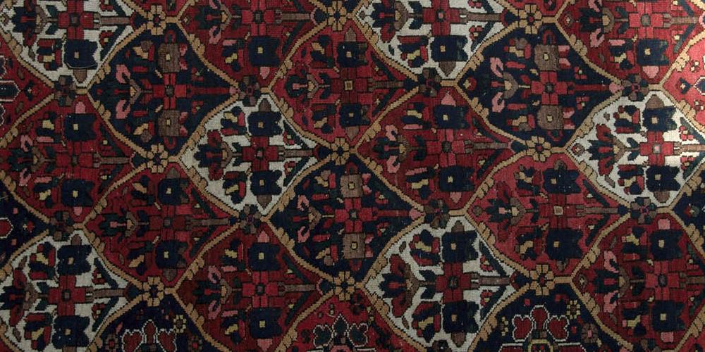 Antique Bachtiari Tribal Persian Rug with all natural colours