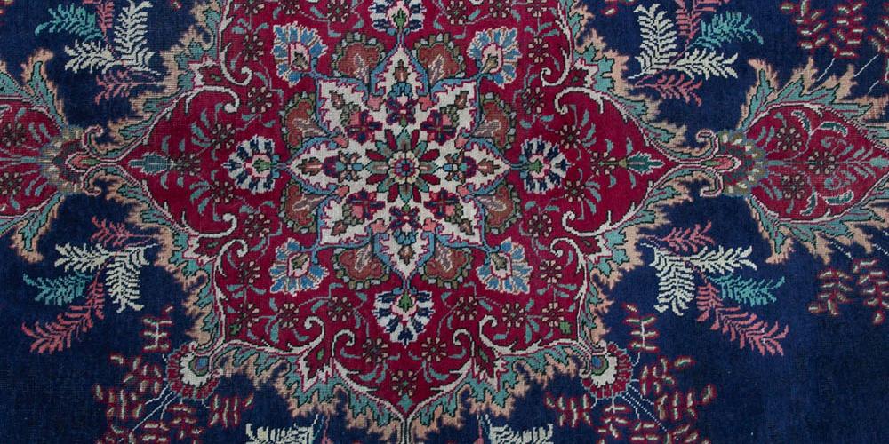 Tabriz Persian Rug old hand-spun wool
