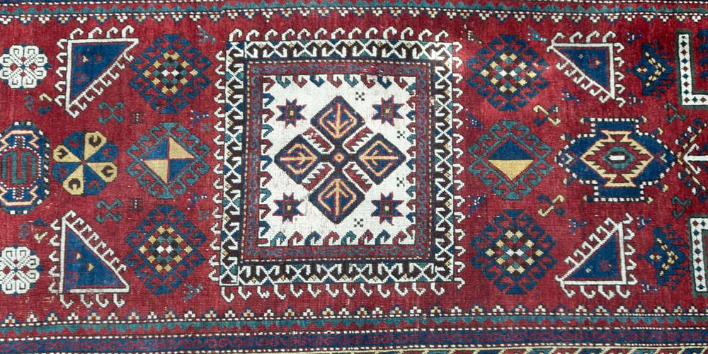 Fachralo or Fakhraly Kazak or Gendge Caucasian rug