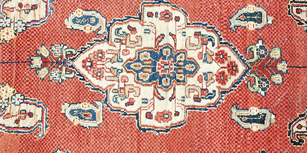 Old Malayer or Sarouk Persian rug