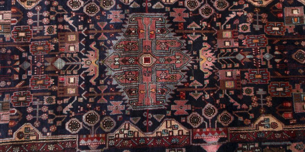 Nahavand or Nehavend Hamadan Persian Rug