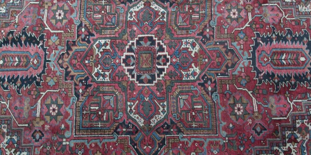 Antique Heriz Persian Carpet hand-spun wool