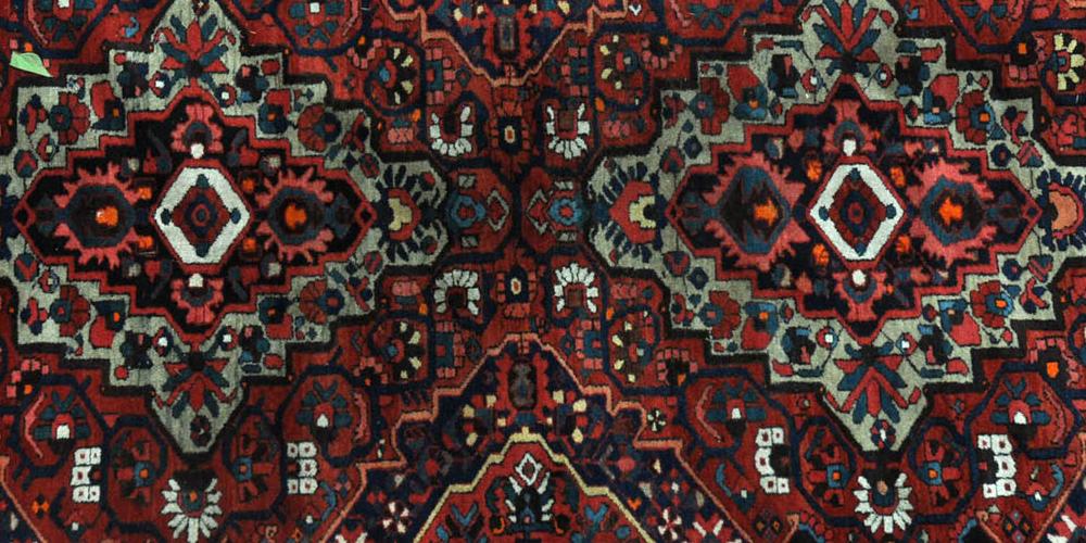Old Bachtiari tribal Persian Carpet