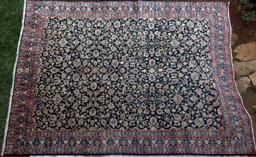 Saroukh or Mashad Persian Carpet Hand-spun wool