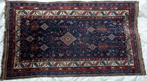 Antique Tribal Qashqa'i Persian Rug natural dyes hand-spun wool