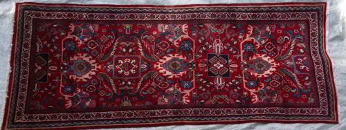 Mahal Sarouk Persian Runner hand-spun wool