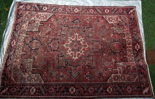 Antique Heriz NW Persia Carpet hand-spun wool