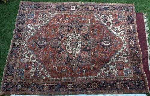 Antique Heriz Persian Carpet hand-spun wool