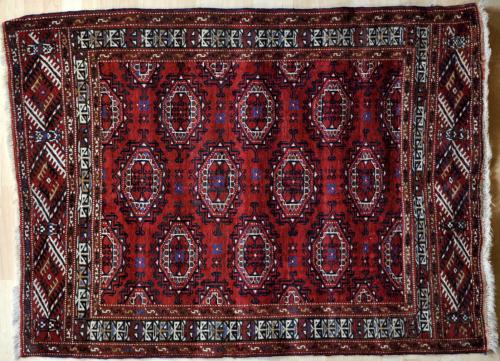 Old Saryk Turkoman rug