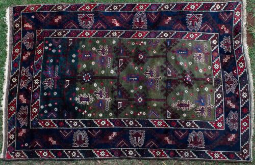 Old Shiraz Persian tribal rug