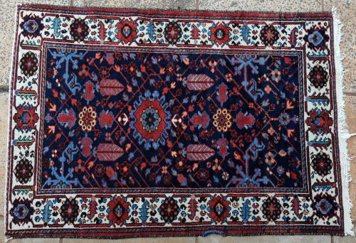 Bakhtiari Persian Rug