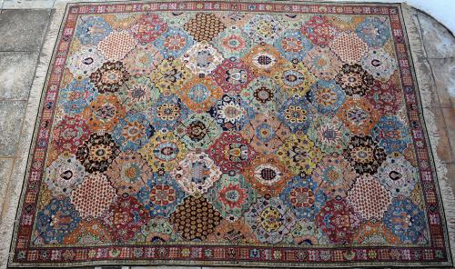 Old German Tetex hook knot carpet