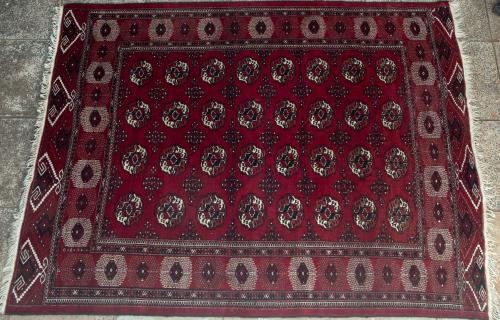 Tekke Design Persian Carpet