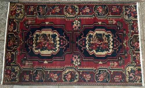 Old Bakhtiari Persian Rug