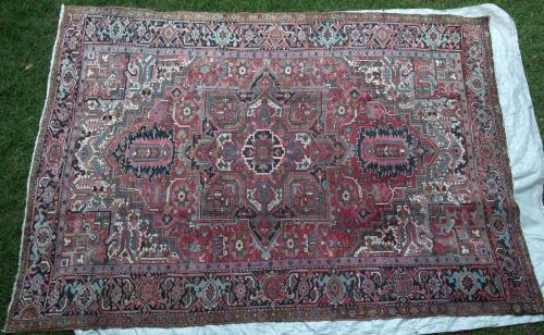 Antique Heriz Persian Carpet hand-spun wool