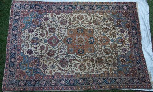 Tabriz Persian Rug old hand-spun wool