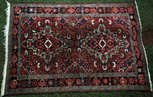 Old Bachtiari tribal Persian Carpet